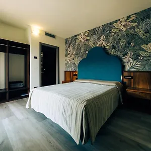Continental Hotell